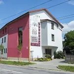 Eden Jihlava