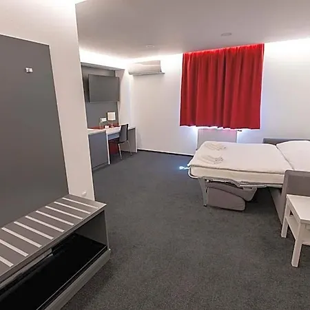 Eden Hotel 3*