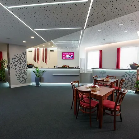 Hotel Eden 3*
